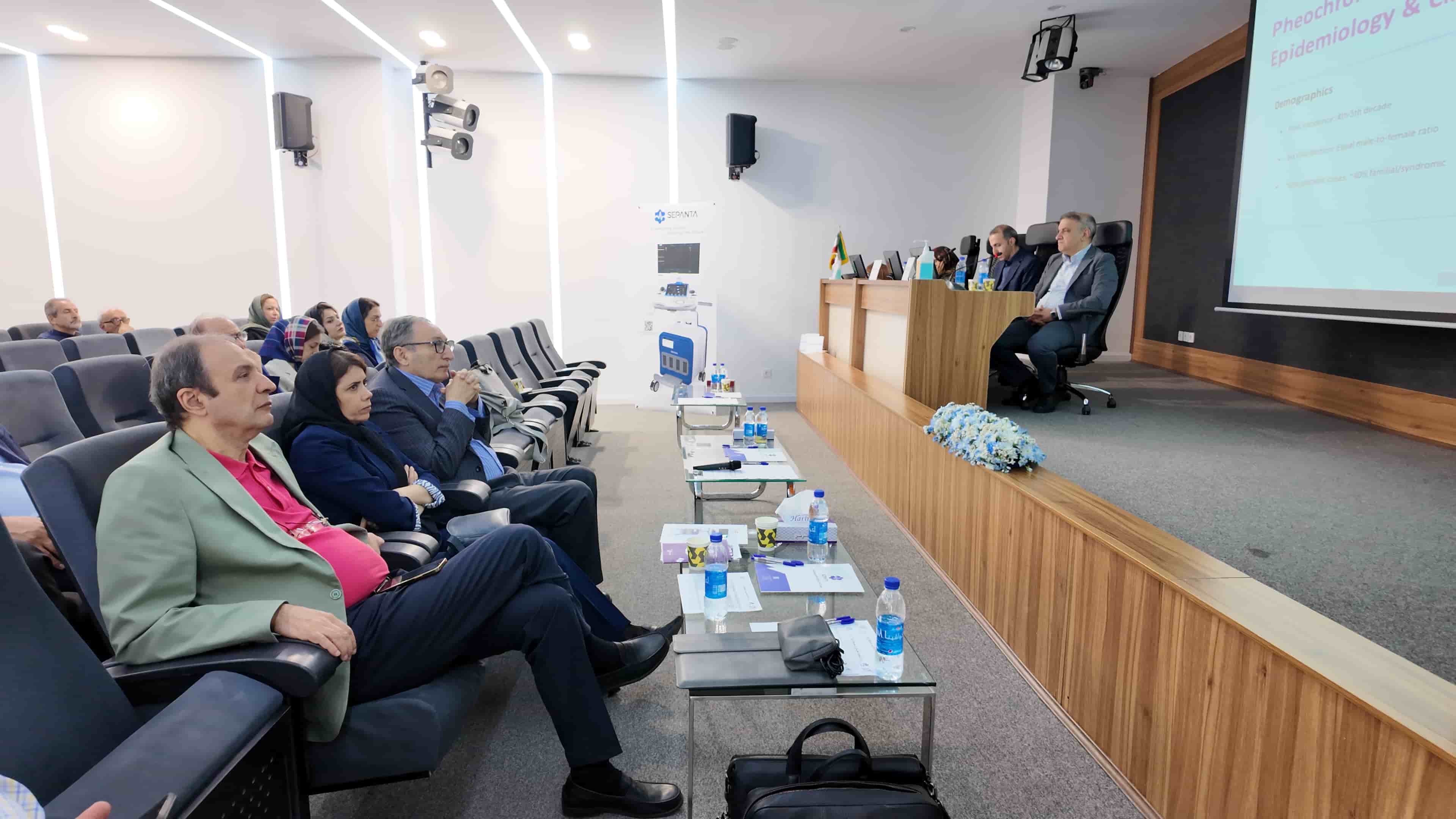 دكتر استقامتی