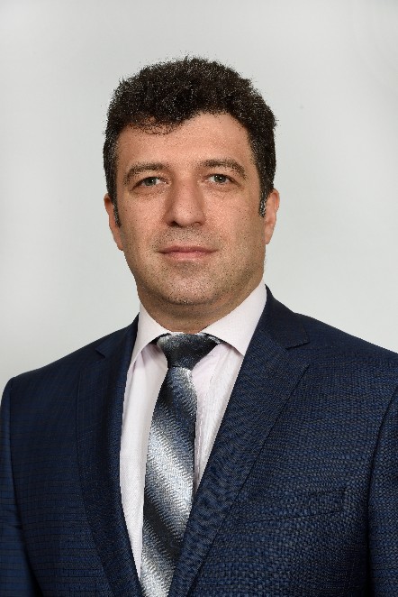 دکتر مهدی کاسکی، مدیر مالی